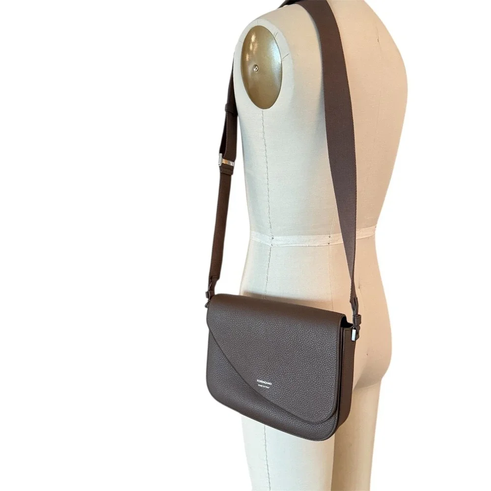 Salvatore Ferragamo Fiamma‎ Crossbody Bag in tan pebbled leather